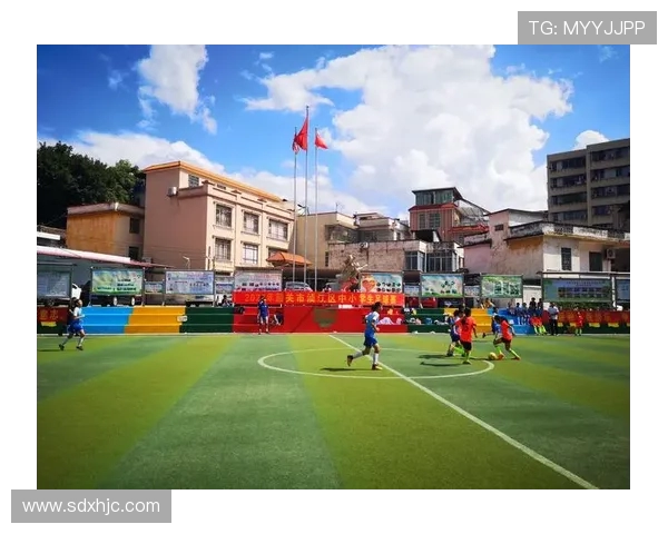 加维引领新风潮探讨其在当代足球中的影响与未来发展潜力